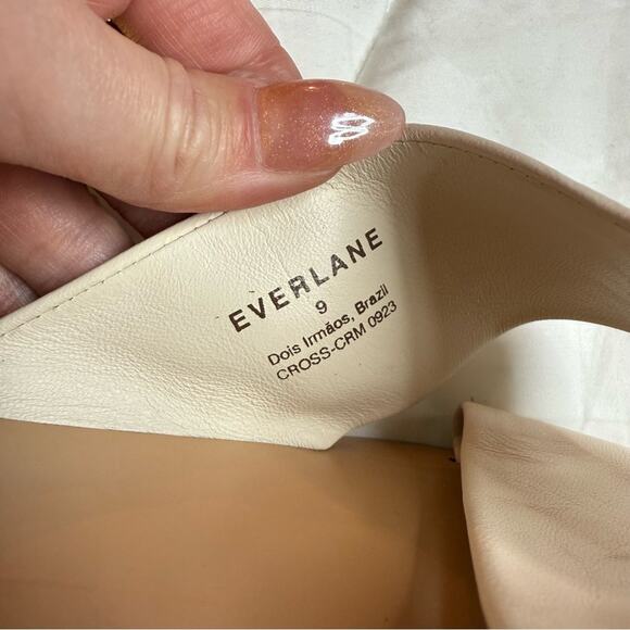 Everlane Day Crossover Sandals Size 9 Leather Cream Flat Slip On New w/o Box - Picture 7 of 8